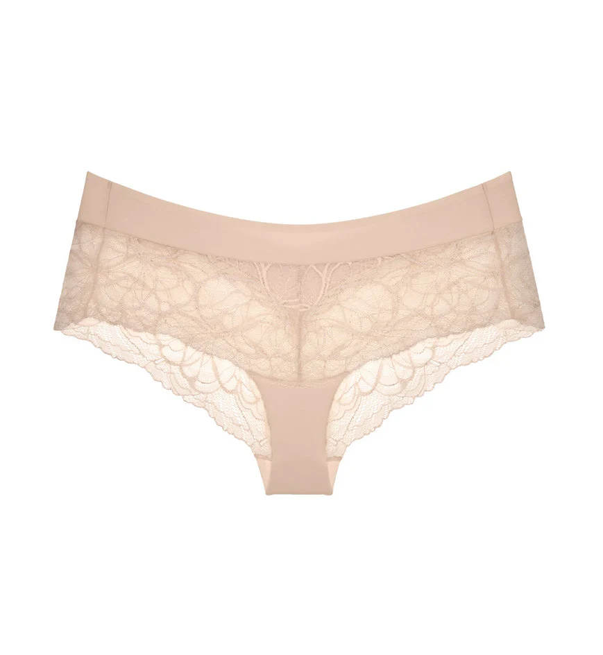Body Make-Up Illusion Lace Shorty - Image 5