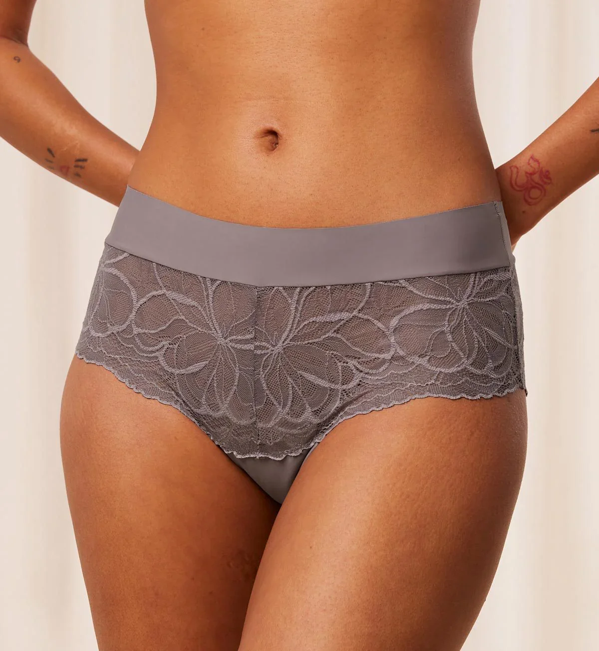 Body Make-Up Illusion Lace Shorty - Image 6