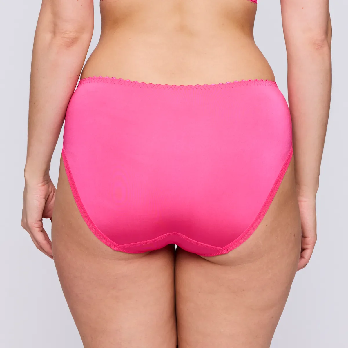Cala Luna Full Brief - Image 3