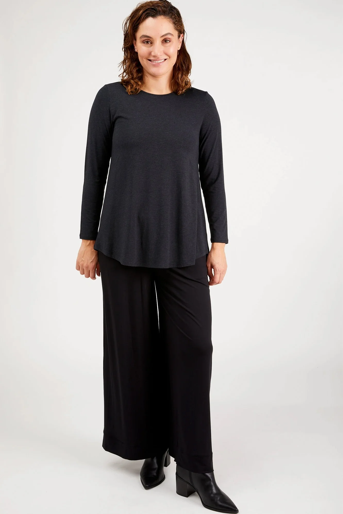 Cara Long Sleeve - Image 3