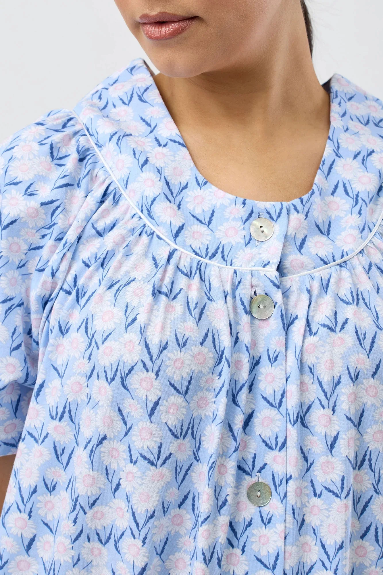 Daisies Brunch Coat - Image 6