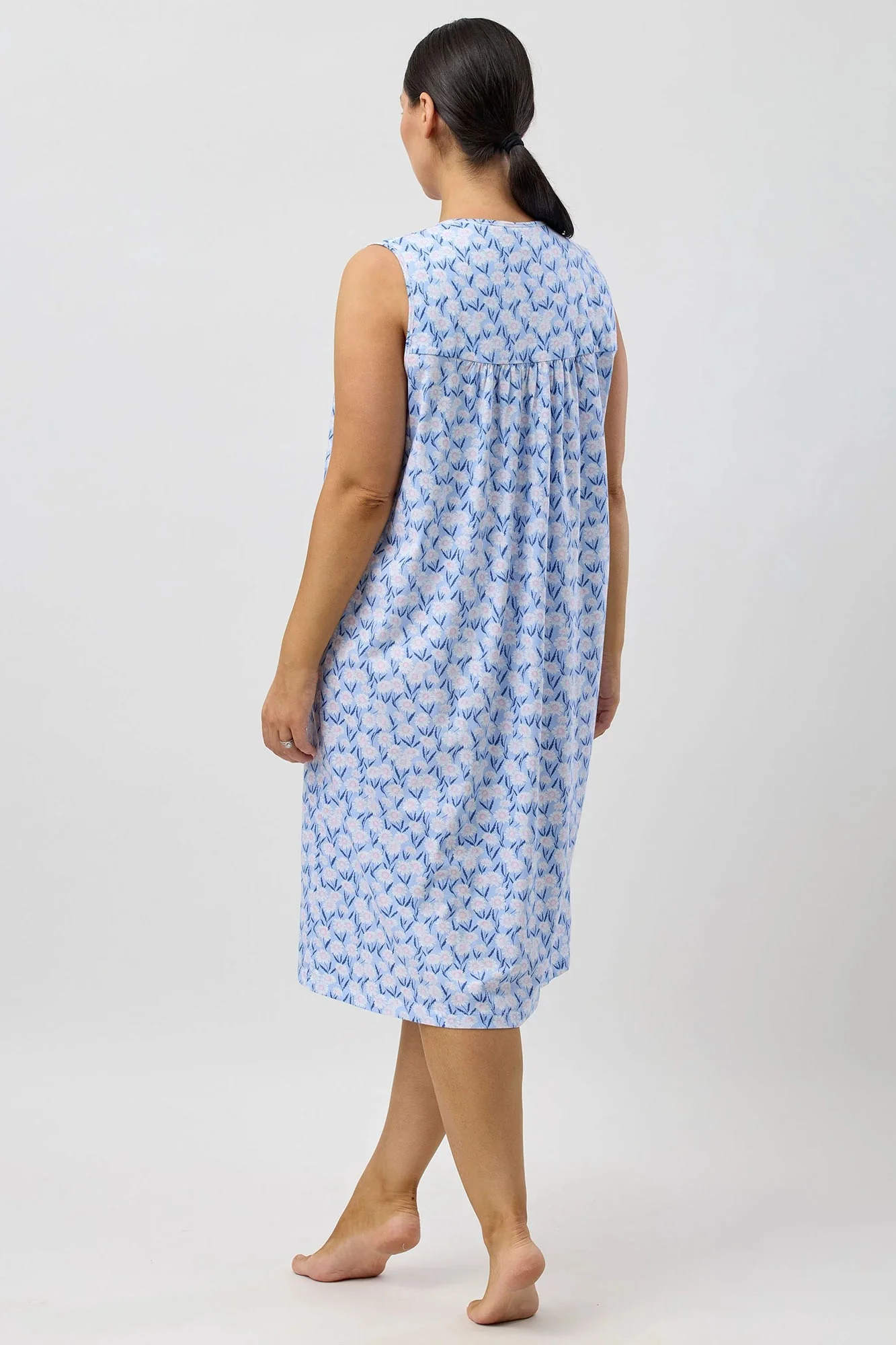 Daisies Sleeveless Nightie - Image 8