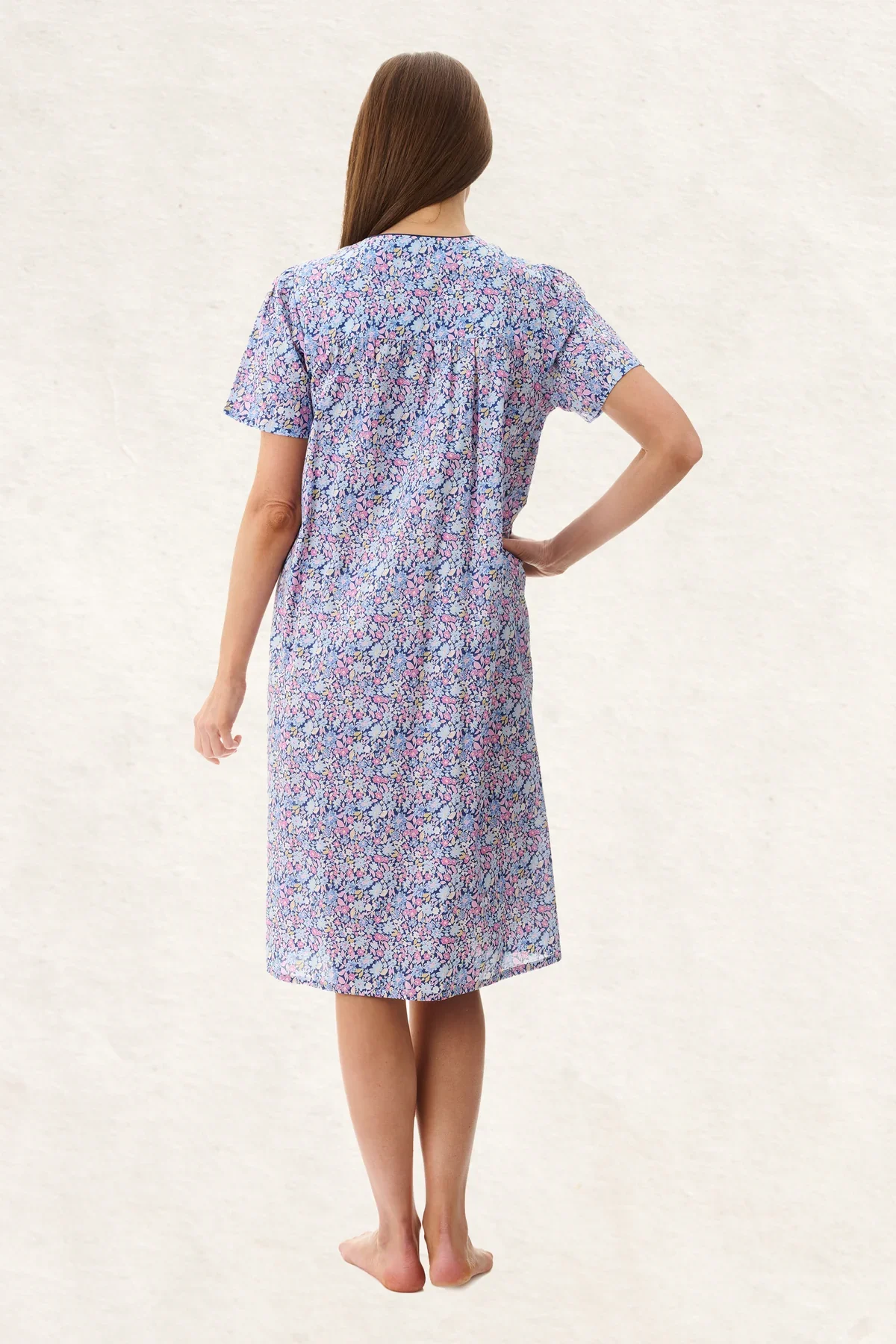 Daisy Short Sleeve Short Nightie - Image 2