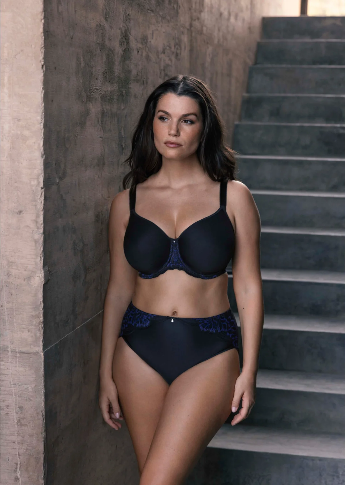 Emmaline Moulded Spacer Bra - Image 6