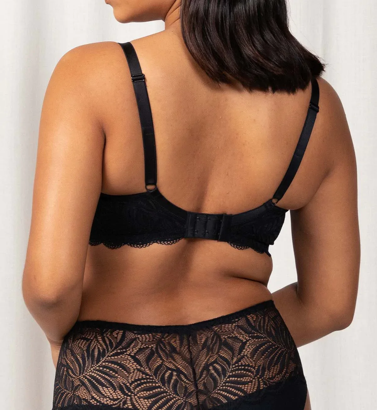 Essential Lace Moulded Balconette - Image 3