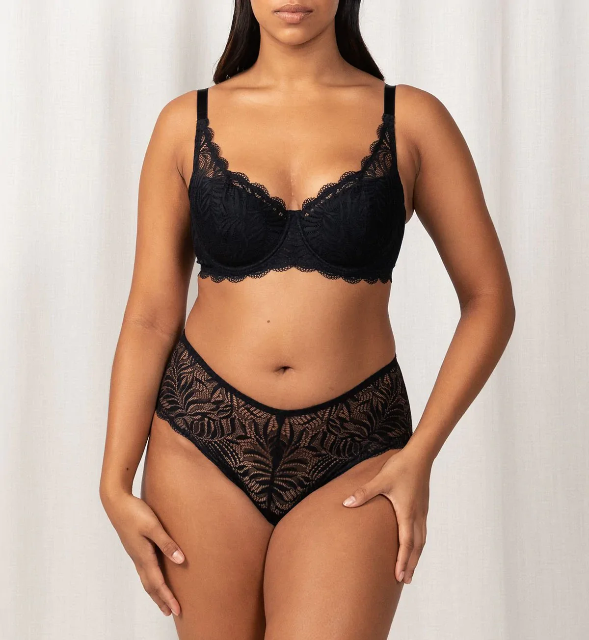 Essential Lace Moulded Balconette - Image 5