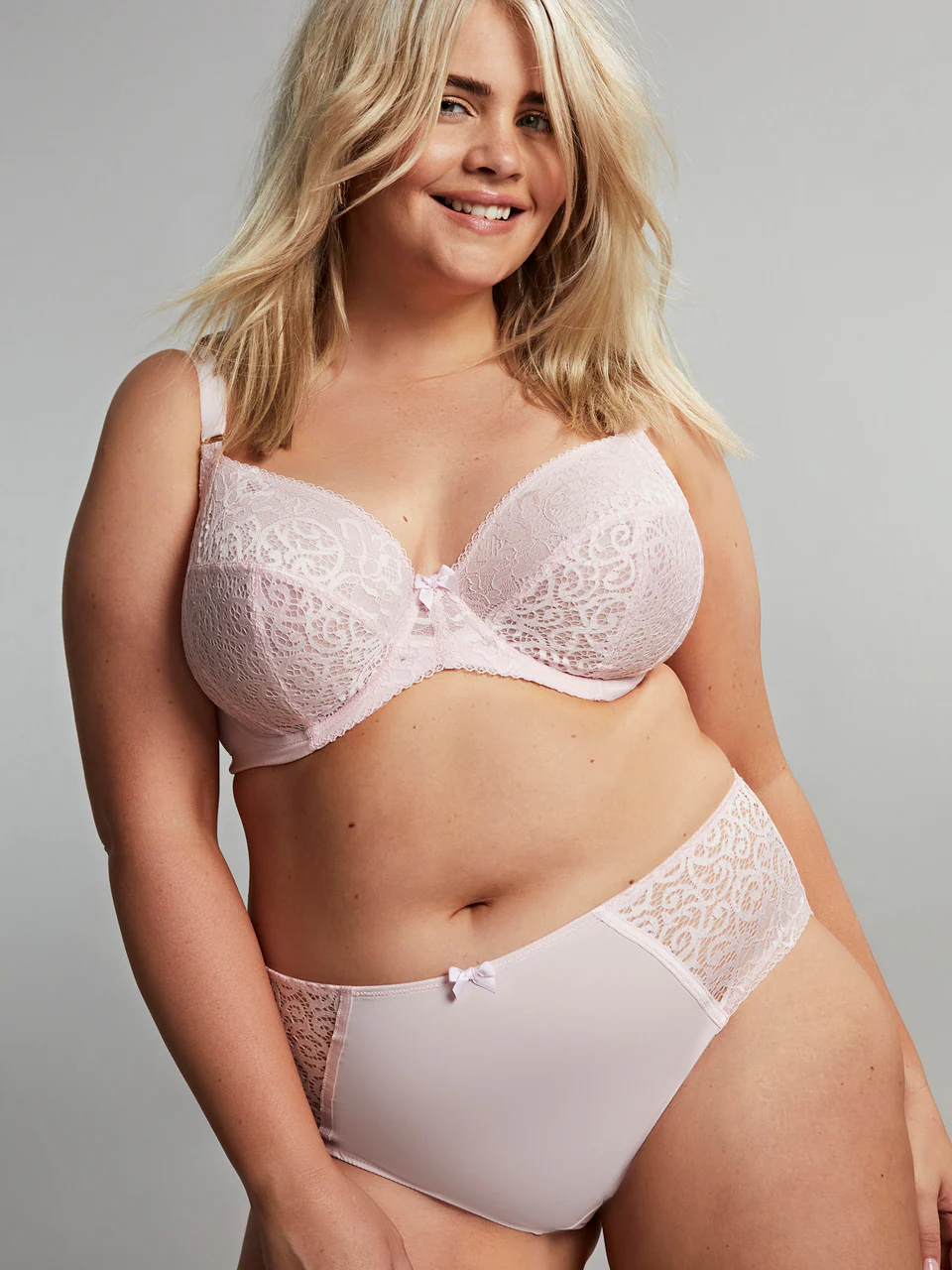 Estel Plunge Bra - Image 21