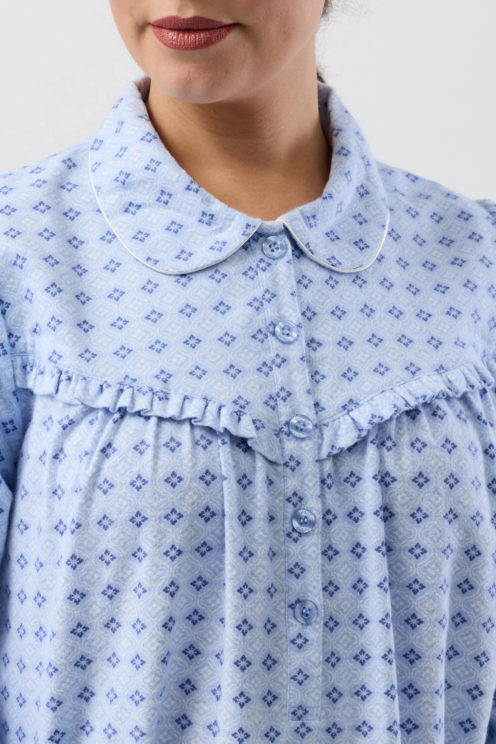 Fleur De Lys Collar Nightie - Image 2