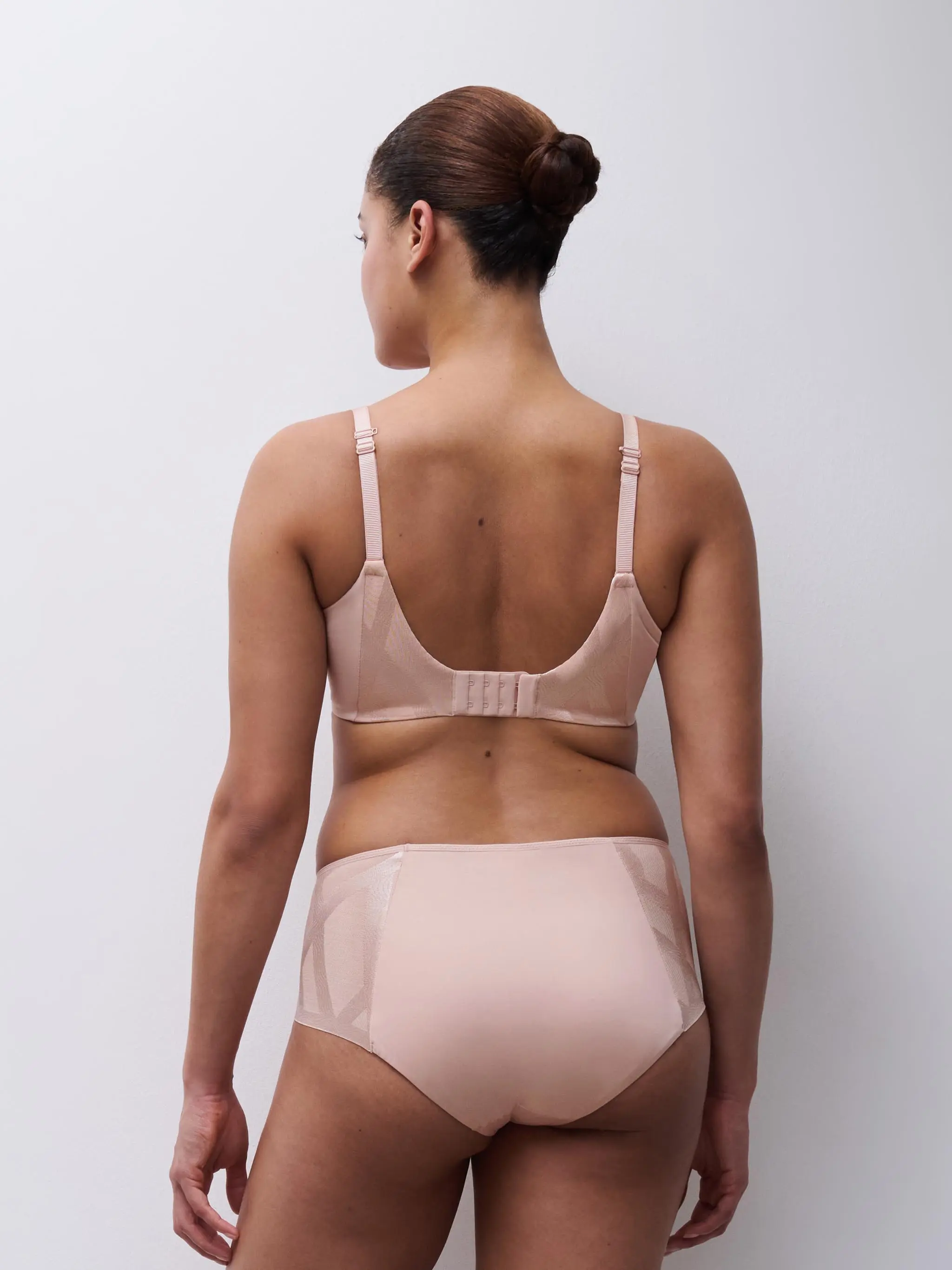 Glaze Covering T-Shirt Bra - Image 7