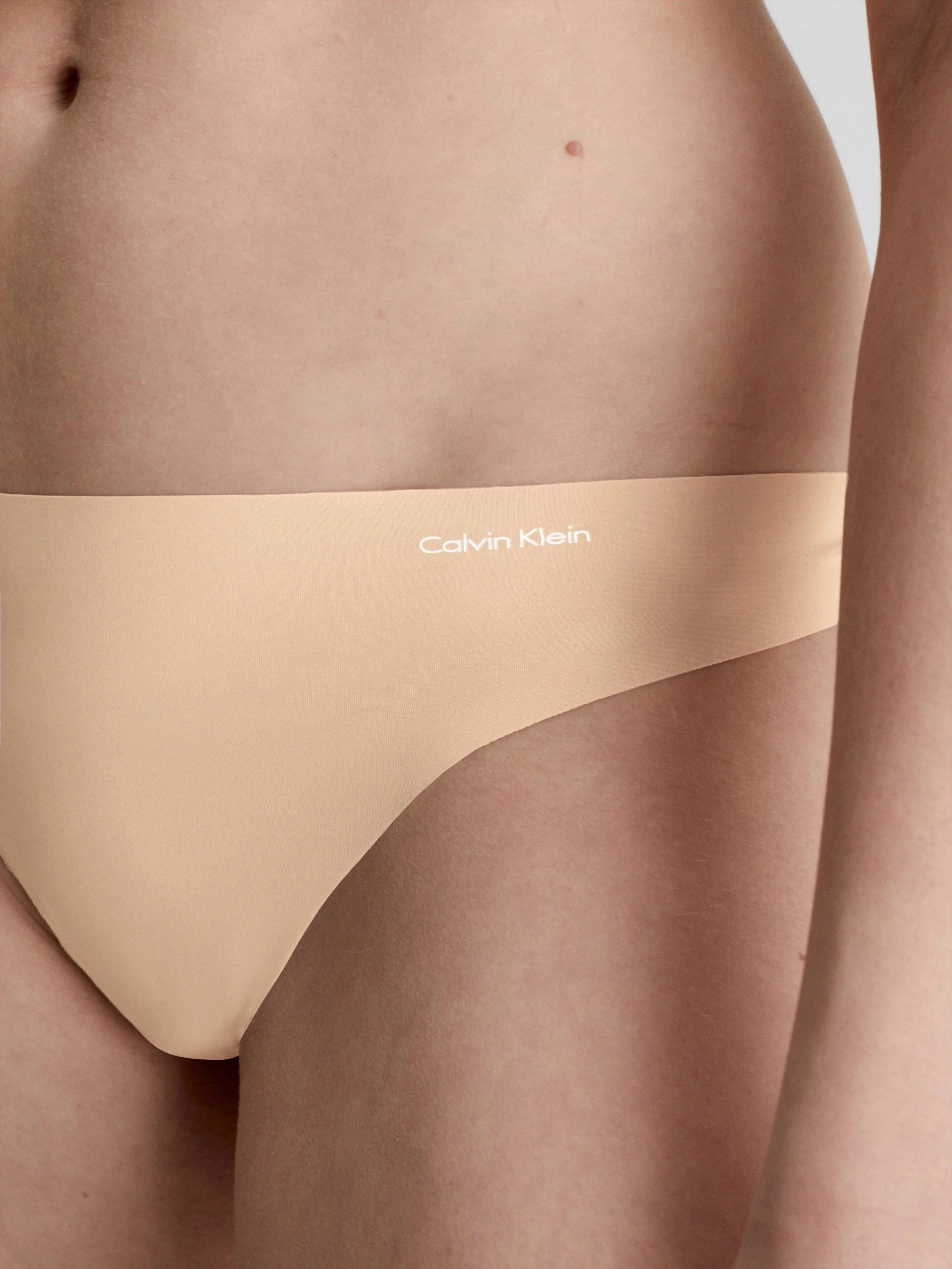 Invisibles Thong - Image 10