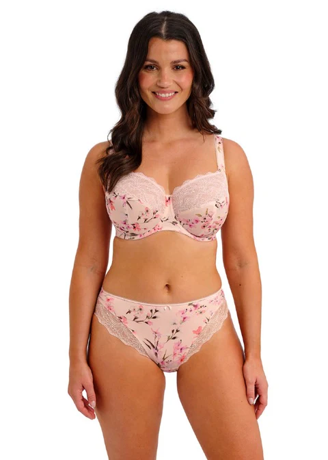 Lucia Brief - Image 3