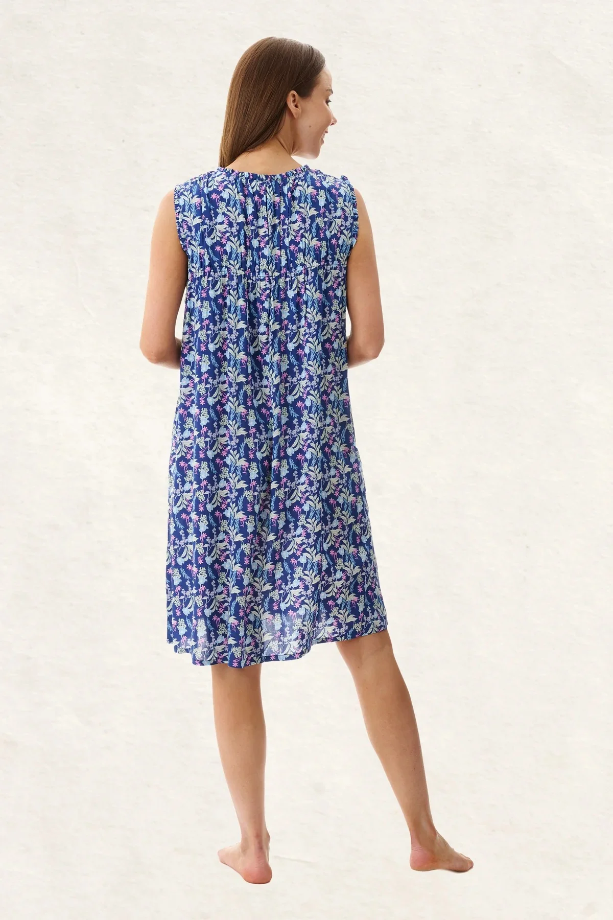 Maria Sleeveless Short Nightie - Image 3