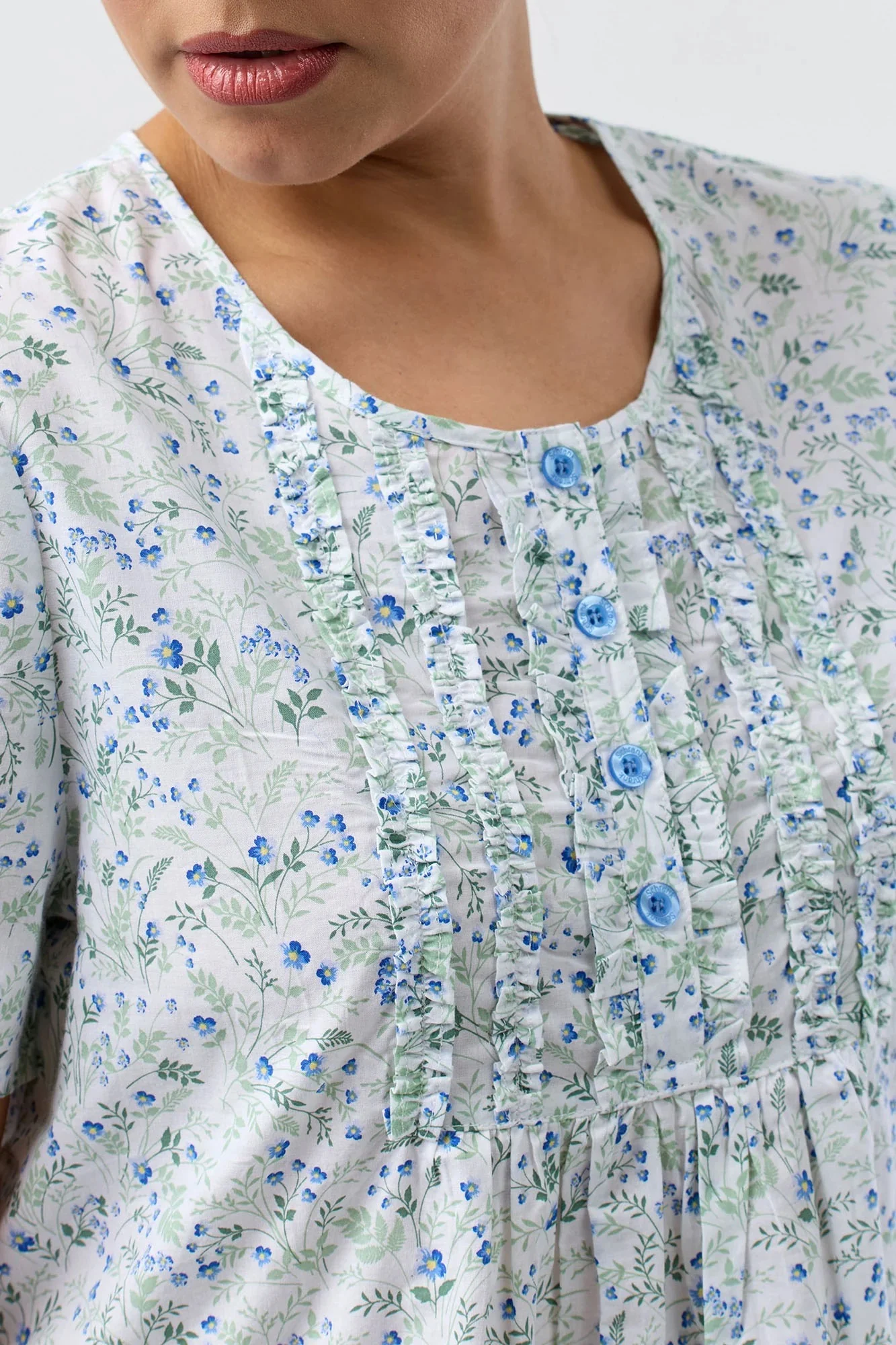 Pansies Nightie - Image 6