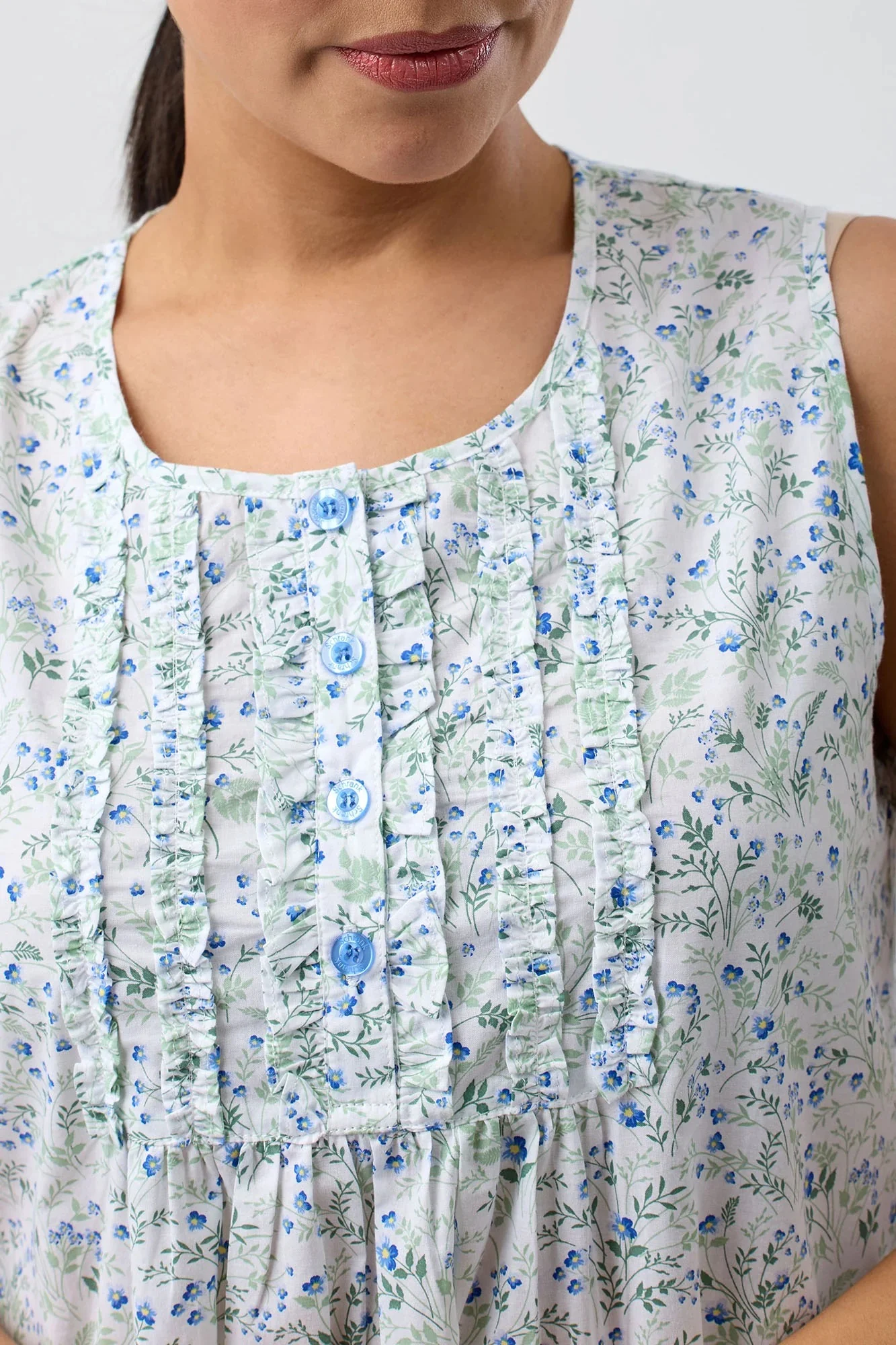 Pansies Sleeveless Nightie - Image 6