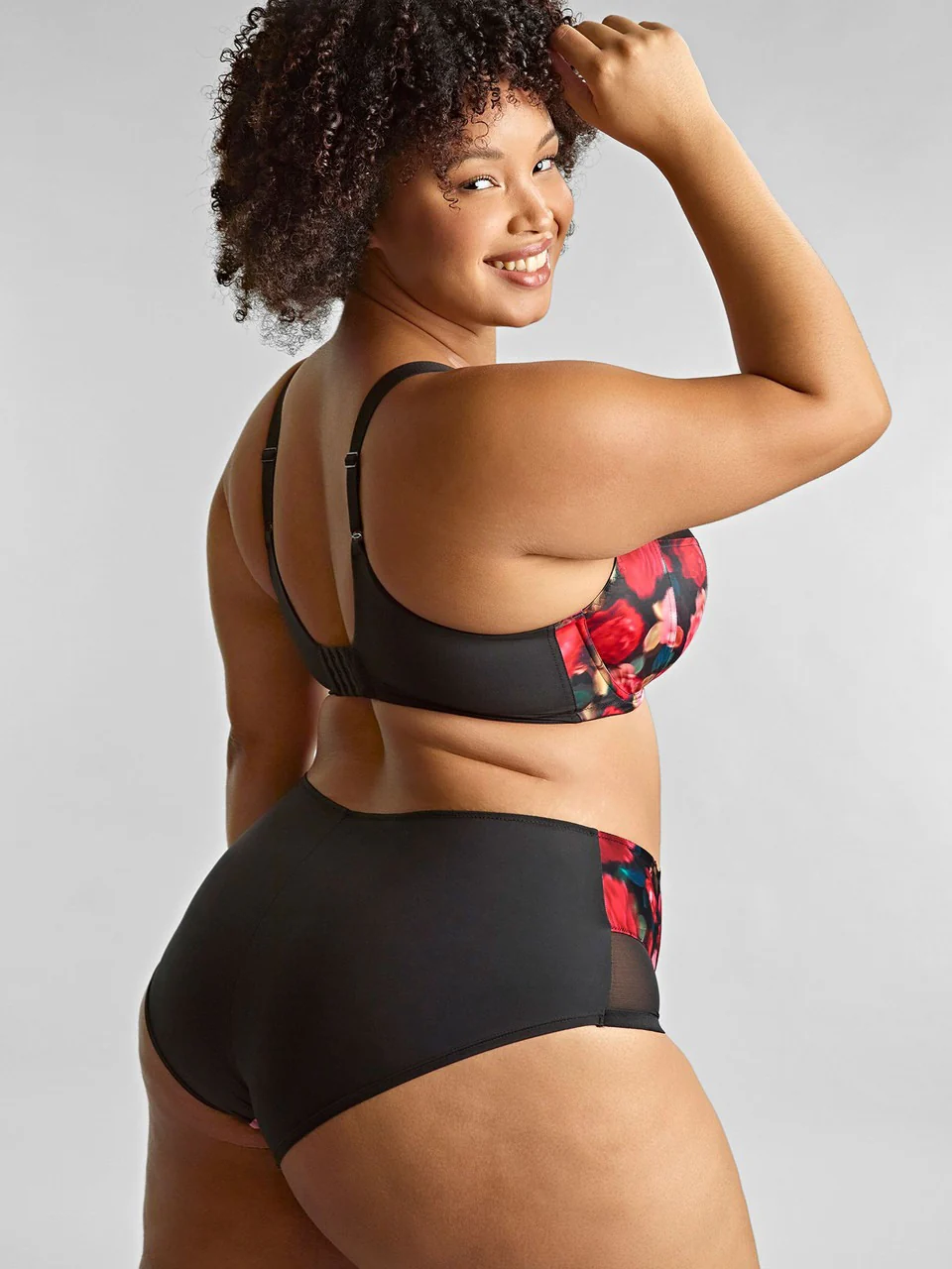 Rose Bliss Full Cup - Image 4