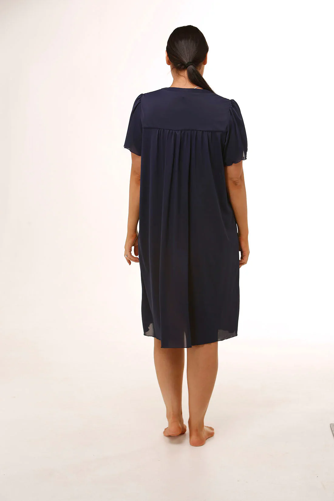 Short Sleeve Trilobal Lace Nightie - Image 2