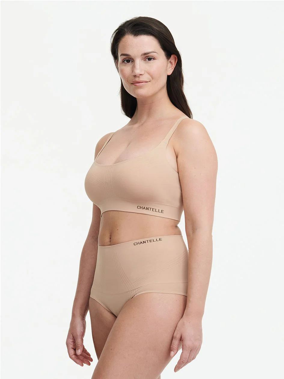 Smooth Comfort Wireless Lift Bralette - Image 7
